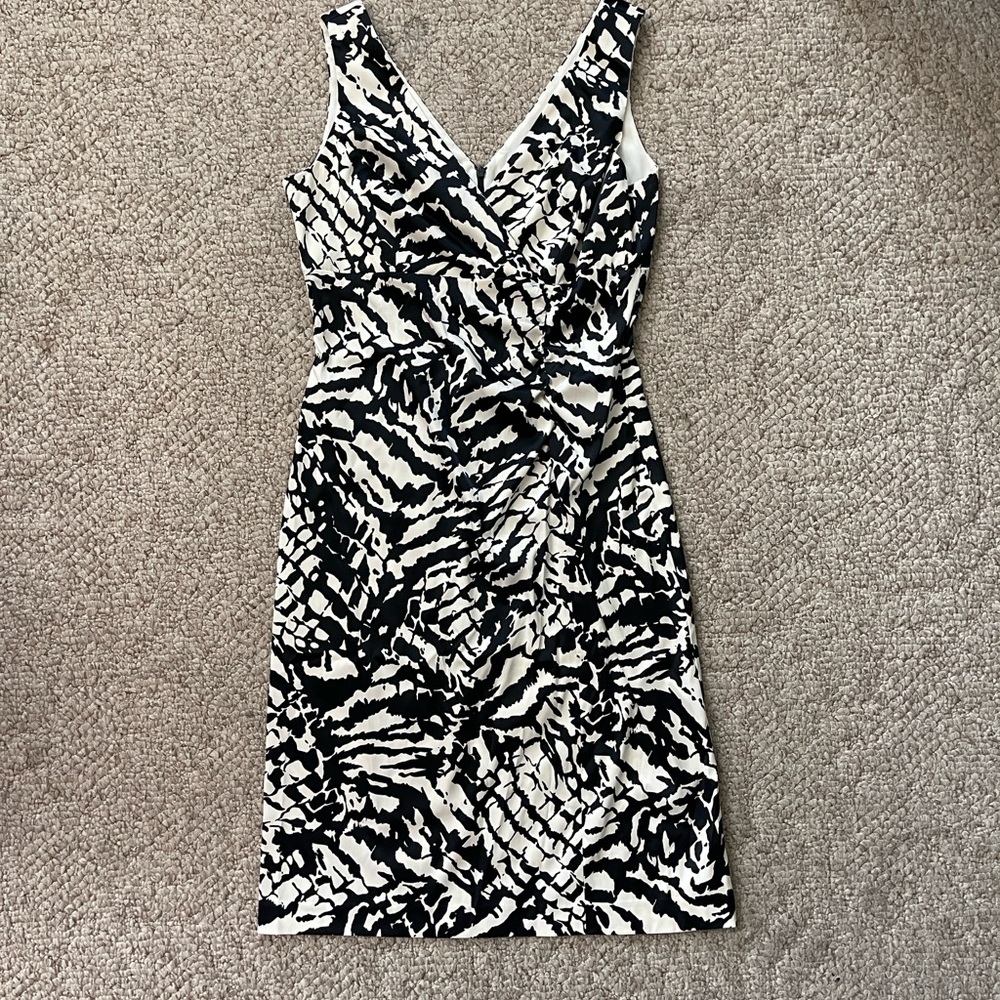 Elegant Black and White Patterned Dress